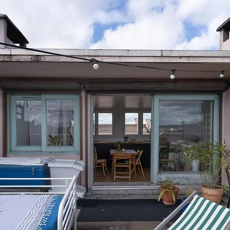 Loft Avec Rooftop, Parking Apartman